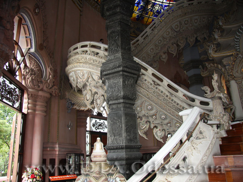 Thailand, Bangkok, Erawan Museum